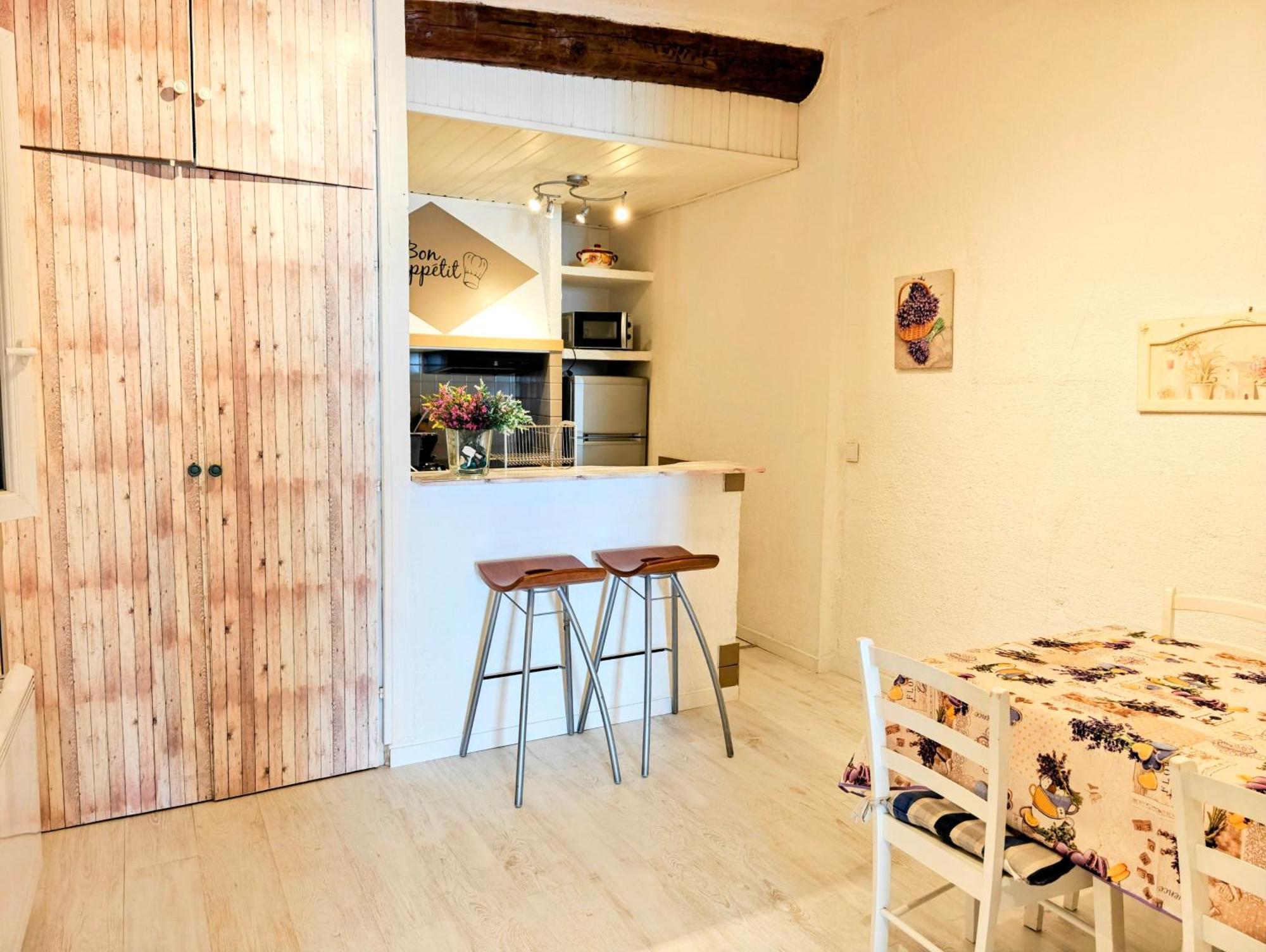 St Joseph - Great Holiday Flat - Old Town For 4 Nisa Exterior foto